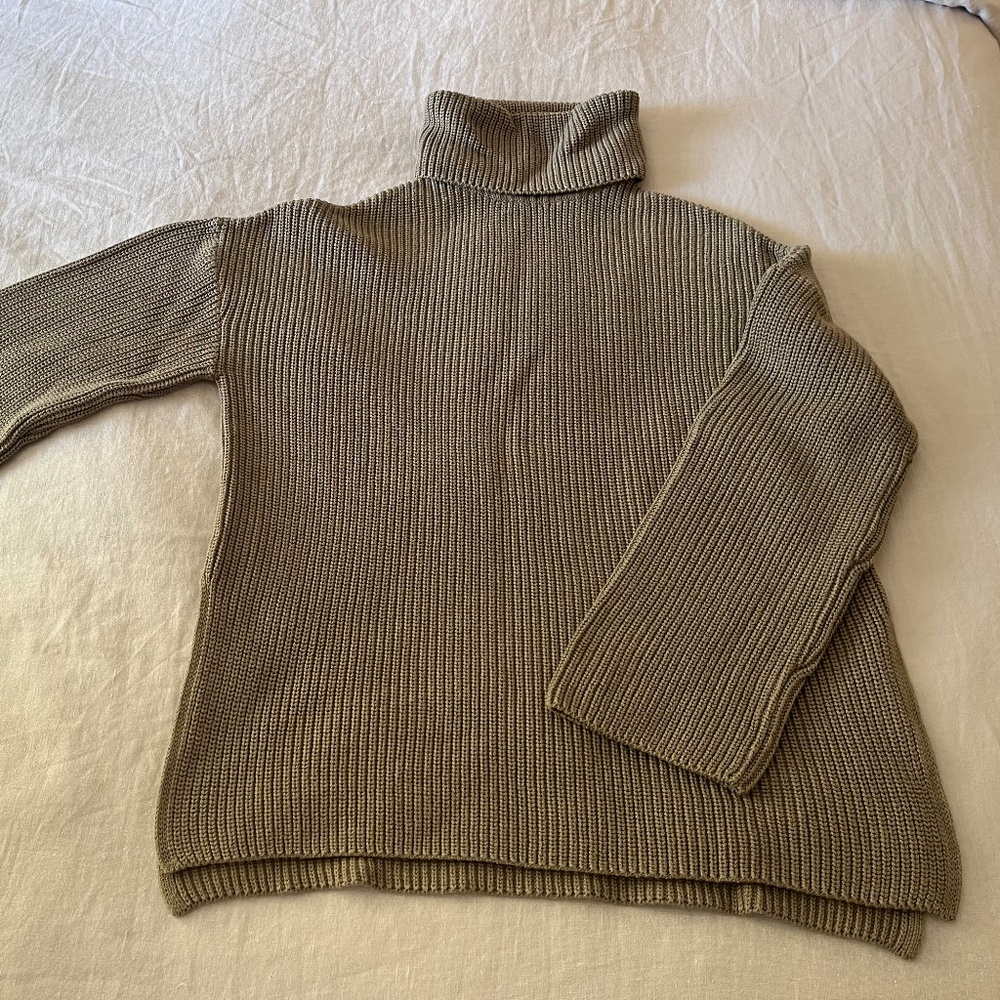 Cozy 100% cotton Pact turtleneck. New. Never worn. Khaki color M